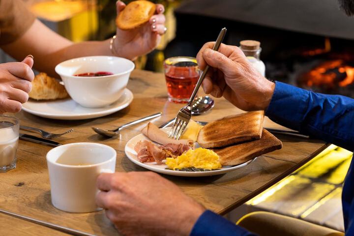 Breakfast/Coffee Service 57 of 98