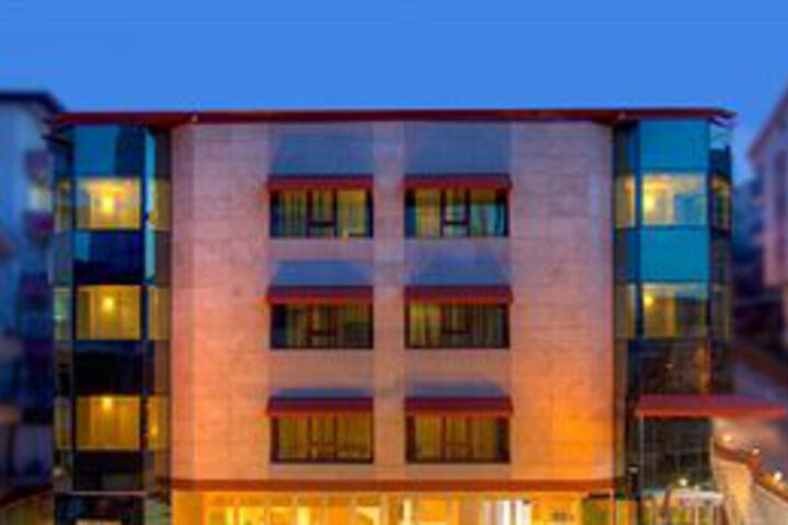 Nesta Boutique Hotel
