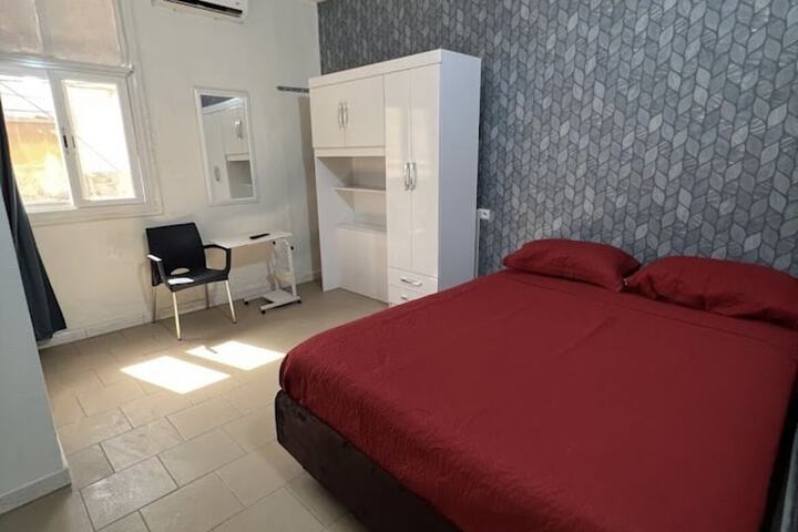 Room 2 of 10