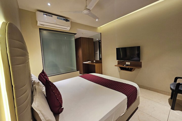 Hotel Interior 26 of 30