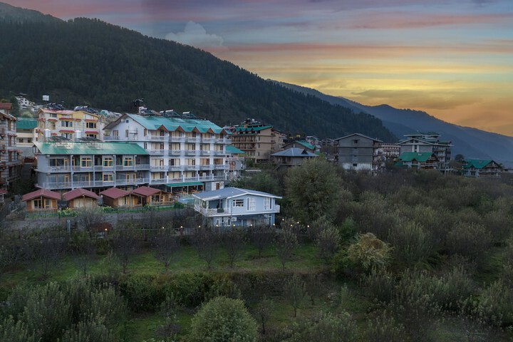 Hotel 52 of 56