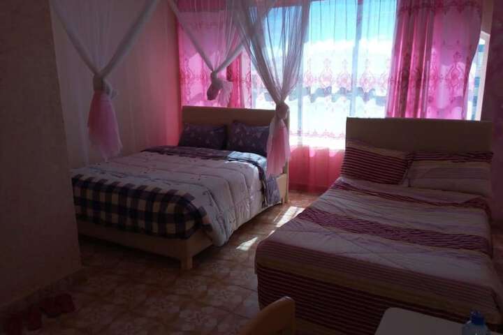 Room 33 of 73