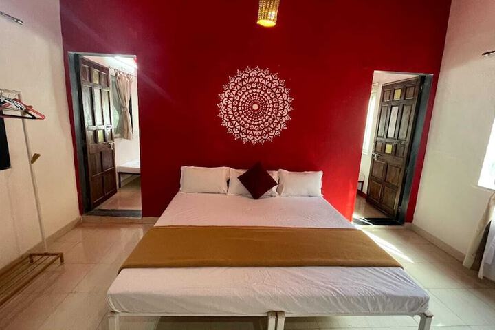 Room 19 of 65