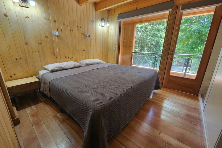 Room 8 of 48