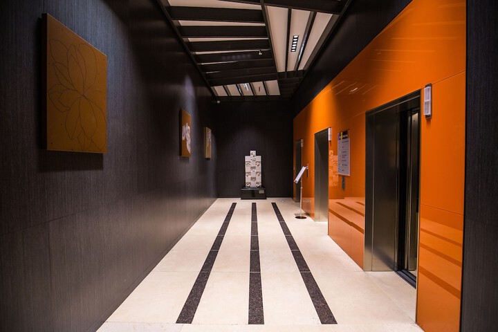 Ballroom/Hall 57 of 75