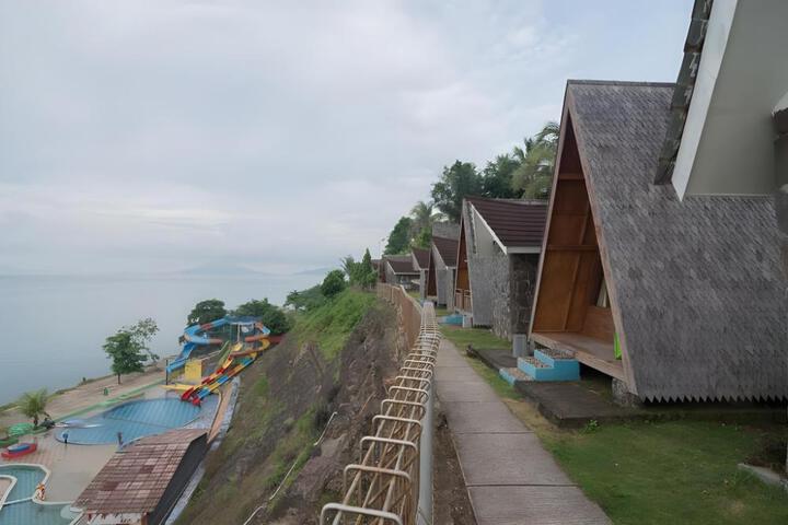 RedDoorz Premium at Kahai Beach Lampung