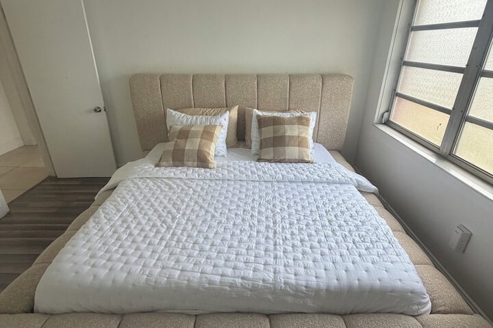 Room 4 of 13