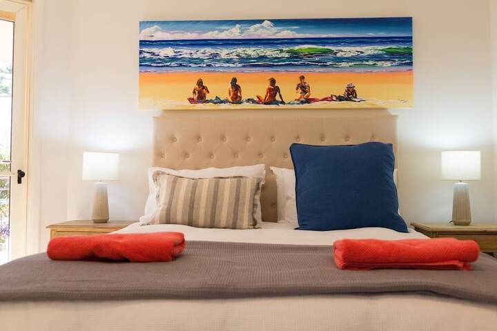 Room 3 of 18