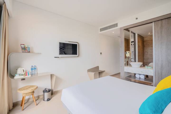 Room 14 of 60