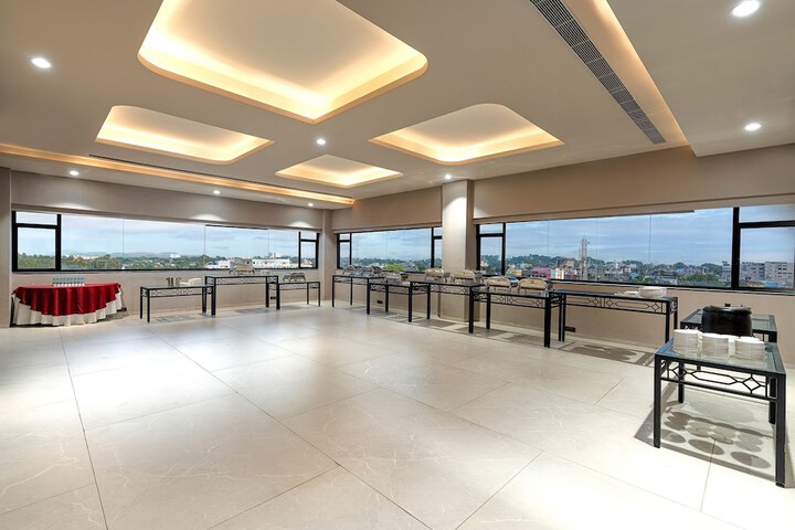Ballroom/Hall 47 of 53
