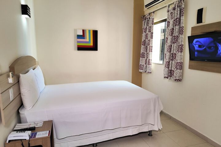 Room 8 of 55