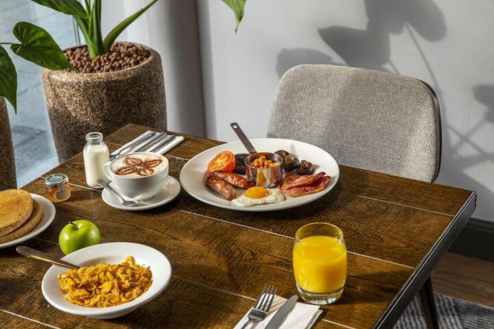 Breakfast/Coffee Service 49 of 62