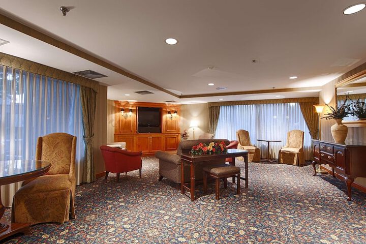 Hotel Lobby