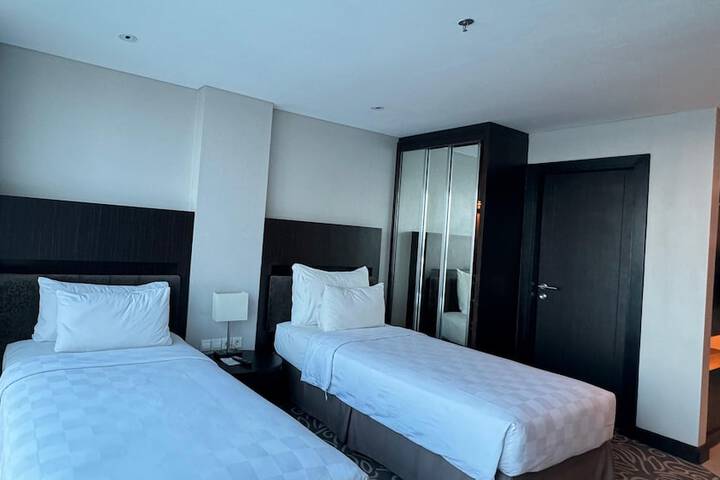 Room 18 of 95