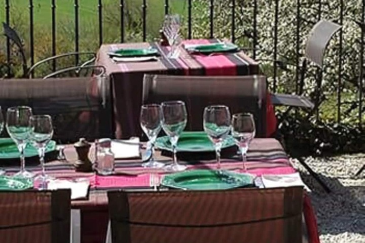 Dining 48 of 61