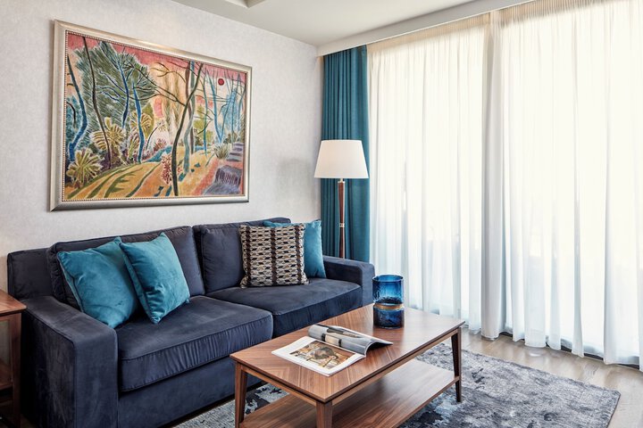 Room 40 of 91