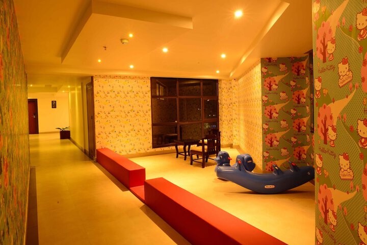Room 23 of 48