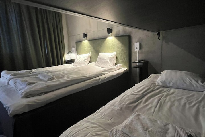 Room 3 of 22