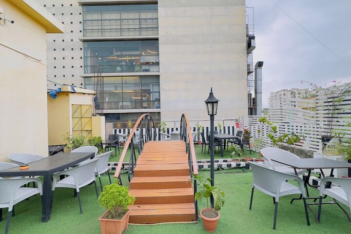Terrace/Patio 38 of 57