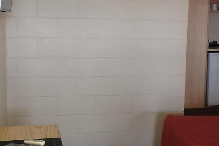 Room 15 of 26