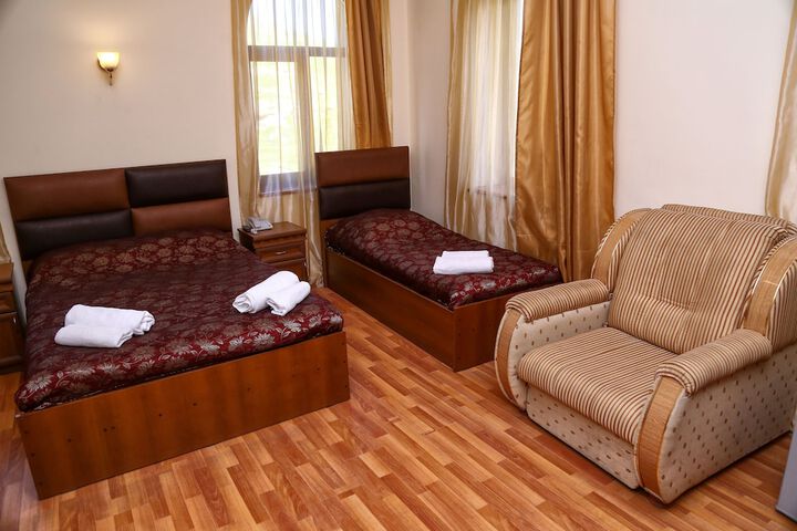Room 5 of 34