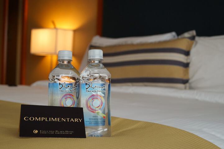 Room amenity