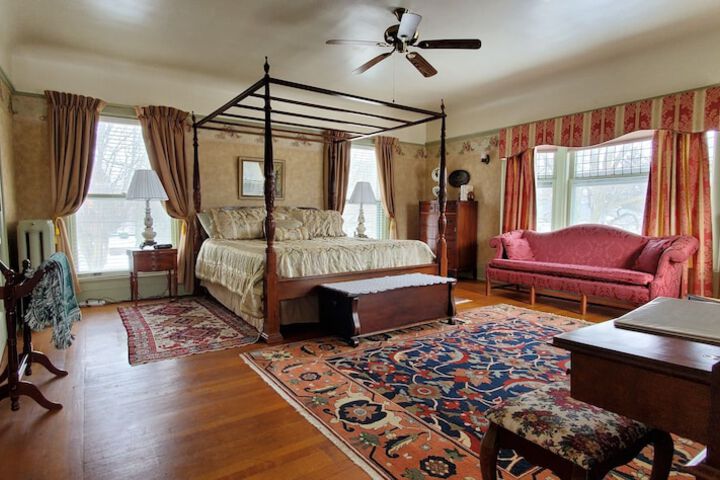 Room 17 of 80