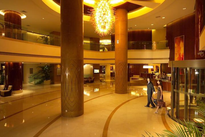 Guest Lobby