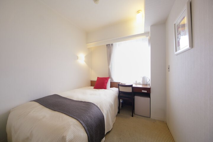 Room 7 of 60
