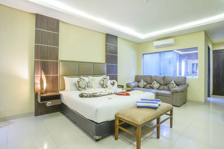 Room 5 of 31