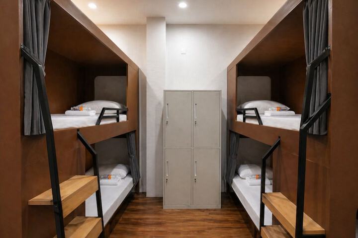 Room 58 of 121