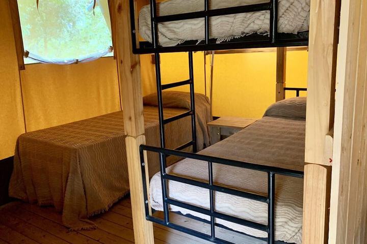 Room 54 of 186