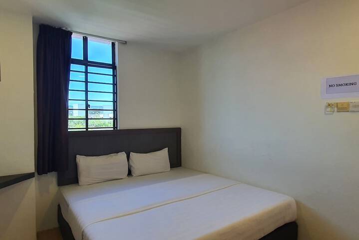 Room 5 of 35
