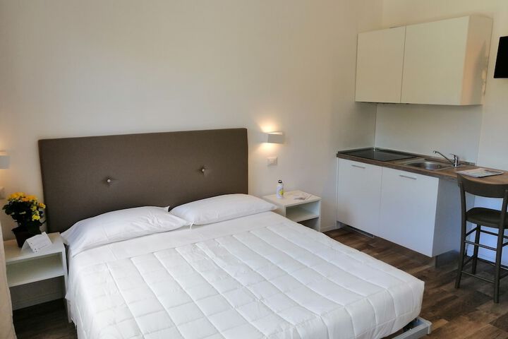 Room 14 of 227
