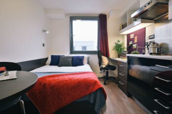 Room 41 of 93