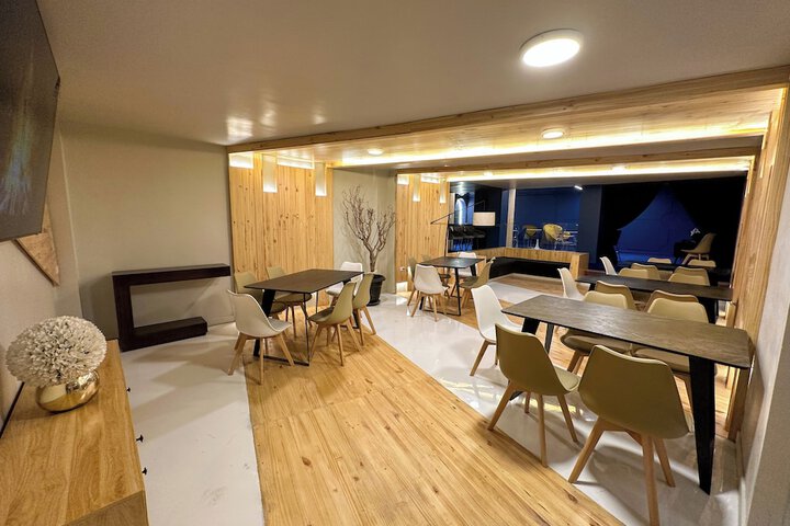 Hotel Interior 121 of 144