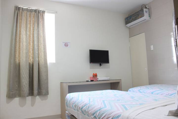 Room 5 of 45