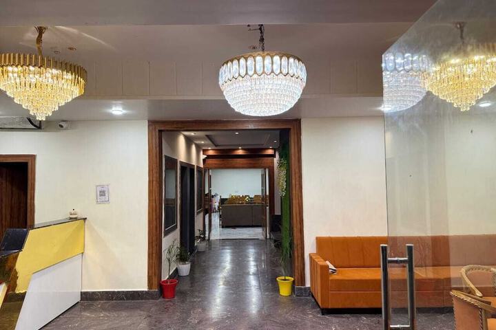 Hotel Interior 7 of 44