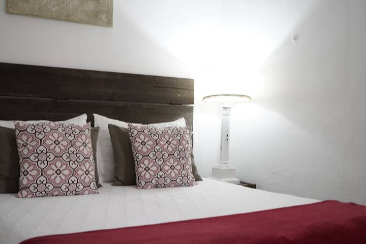 Room 10 of 31