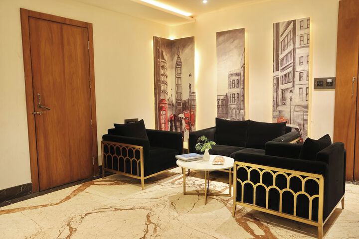Room 80 of 196