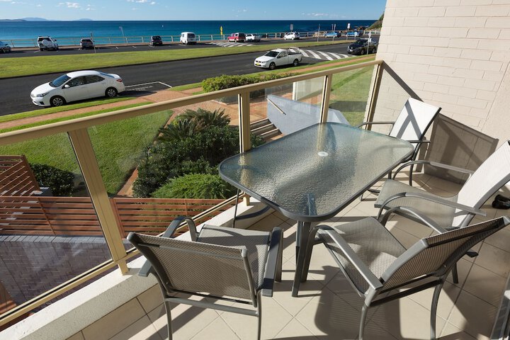 Terrace/Patio 5 of 8