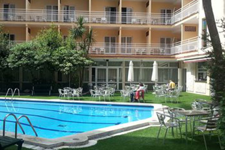 Pool 17 of 23