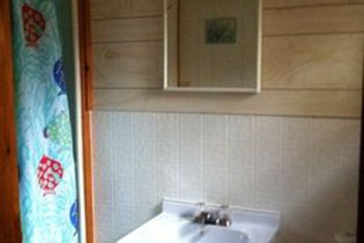 Room 2 of 10
