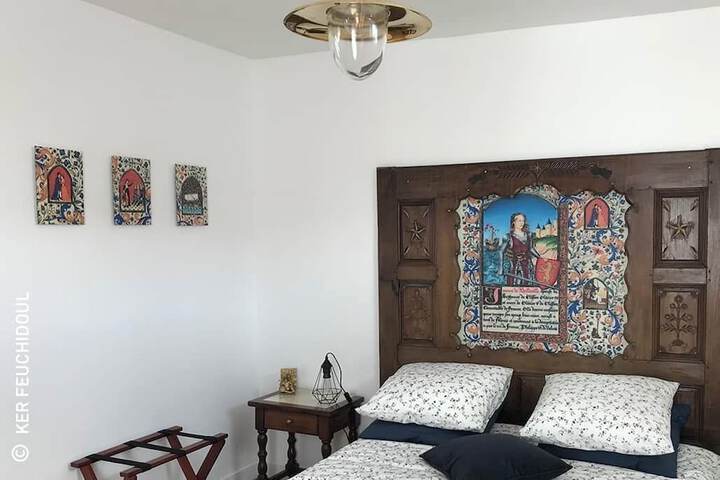 Room 6 of 25