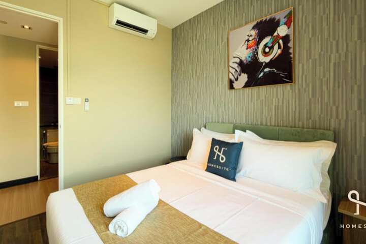 Room 81 of 326