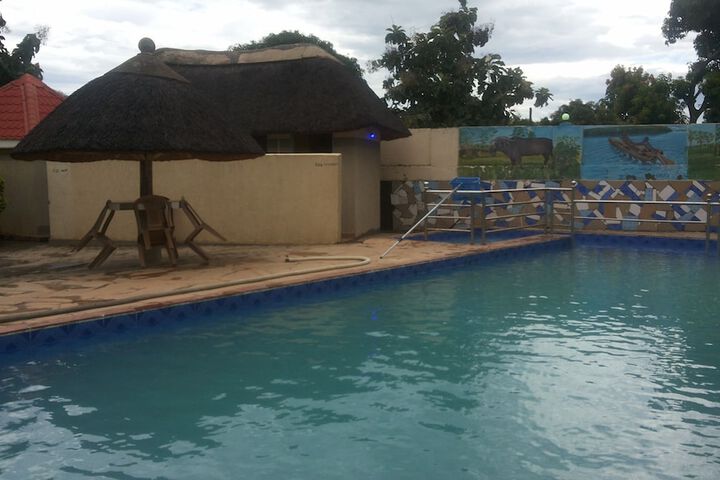 Pool 39 of 63