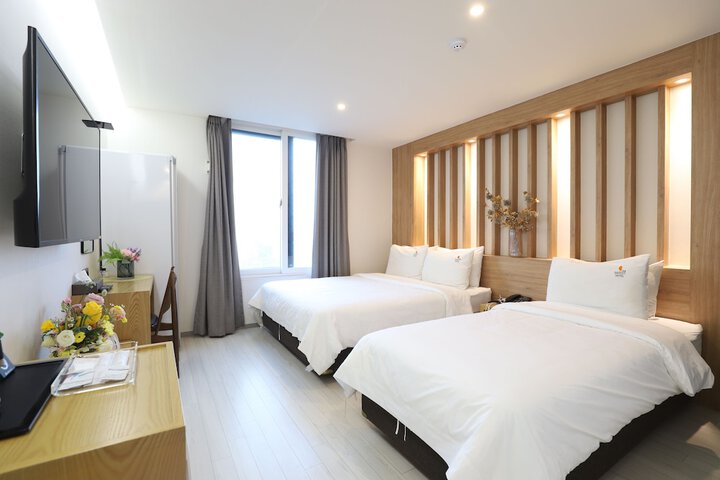 Room 49 of 87
