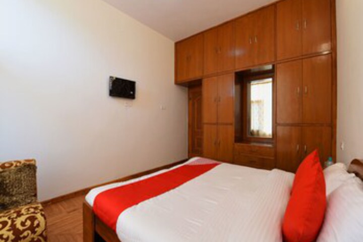 Room 17 of 25