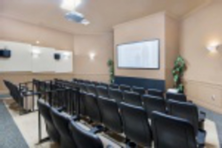 Business Center 5 of 12