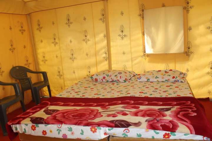 Room 4 of 84